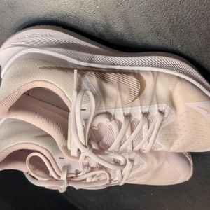 Women's Nike Winflo Zoom 8, size 9, pink rose gold and gold, like new
